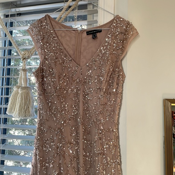 Aidan mattox gown - Picture 2 of 11